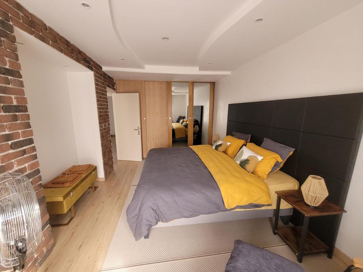 Maison 12 Personnes, Vendee Et Puy Du Fou Villa Treize-Septiers